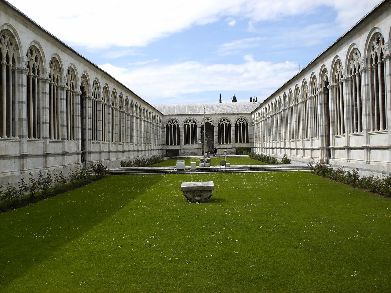 Camposanto Monumentale di Pisa: un tesoro nascosto in Piazza dei Miracoli